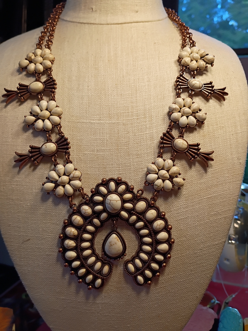 White Stone Floral Statement Necklace - Women Jewelry